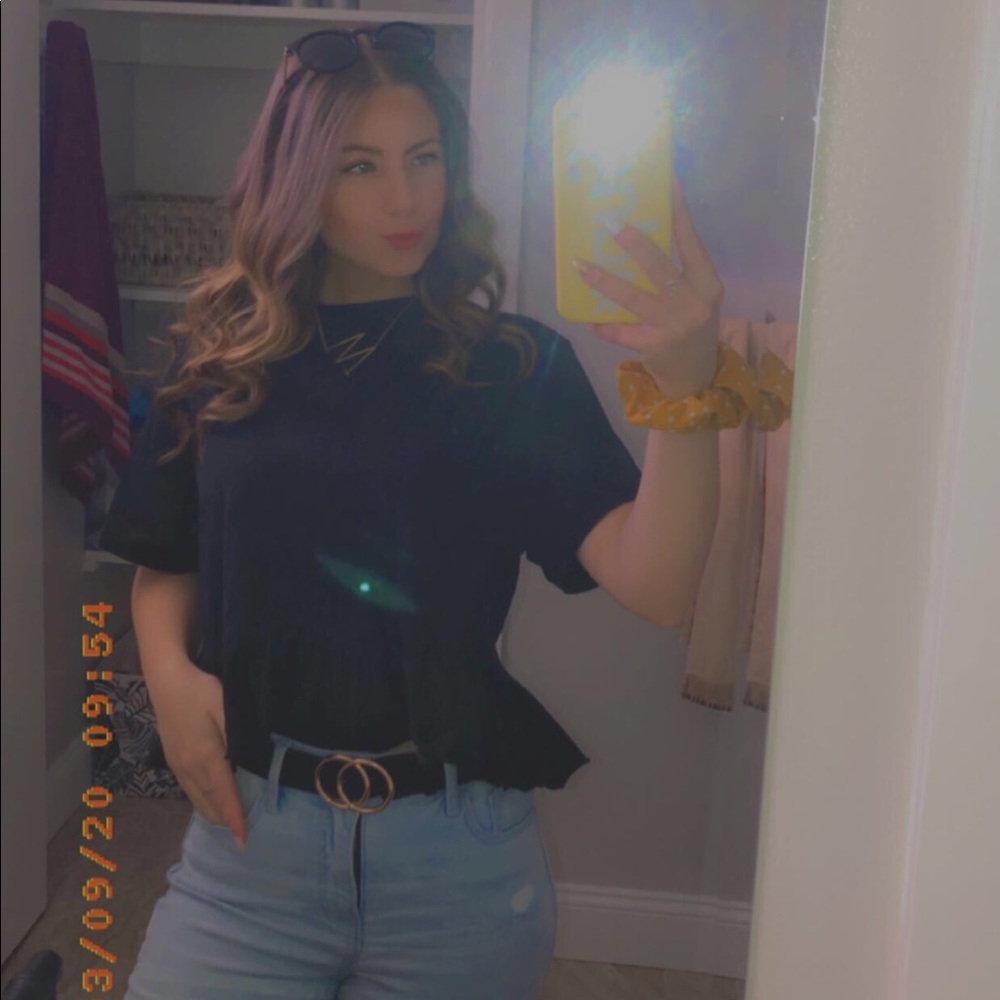 Meet your Posher, Michaela